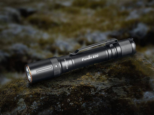 Fenix - Ліхтарик E20 V2.0 - 350 люмен