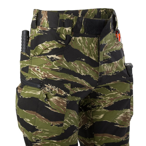 Helikon - Штани тактичні UTP® (Urban Tactical Pants®) - PolyCotton Strech Ripstop - Desert Night Camo - SP-UTL-SP-0L