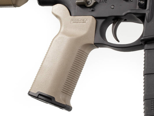 Magpul - MOE-K2+® Grip пістолетна рукоятка для AR-15 / M4 - чорна - MAG532-BLK