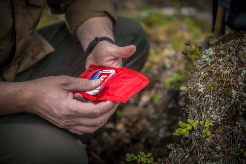 Helikon - Медична кишенькова аптечка Micro Med Kit® - чорна - MO-M06-NL-01