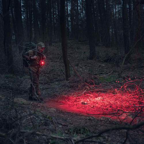 Armytek - Налобний ліхтар Wizard C2 WR - Магнітний зарядний пристрій - 1100 лм - 18650 - Чорний - F06901C
