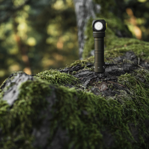 Armytek - Налобний ліхтар Wizard C2 Pro - Магнітний зарядний пристрій - 2500 лм - 18650 - оливковий - F08701CO