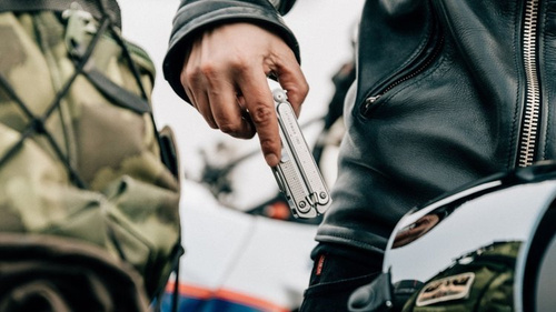 Leatherman - Мультитул FREE™ P2 - 832638