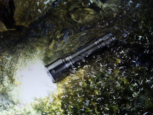 Fenix - Акумуляторний світлодіодний ліхтар TK16 V2.0 - 3100 лм - 5000 мАг