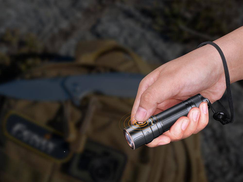 Fenix - акумуляторний ліхтар E28R - 1500 лм