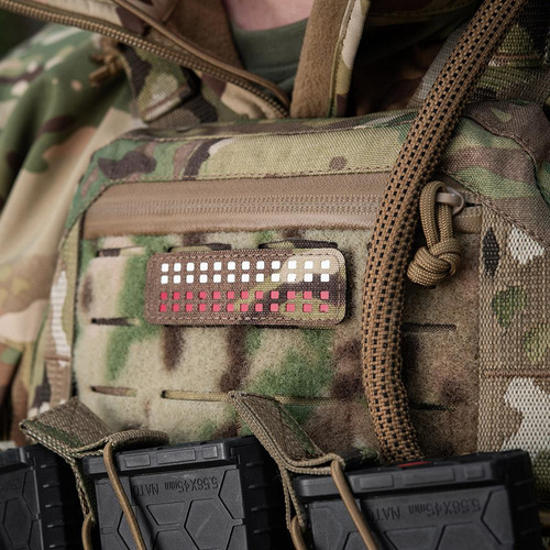 M-Tac - нашивка з польським прапором - флуоресцентна - пікселі - лазерне різання - червона / MultiCam / біла - 51005108
