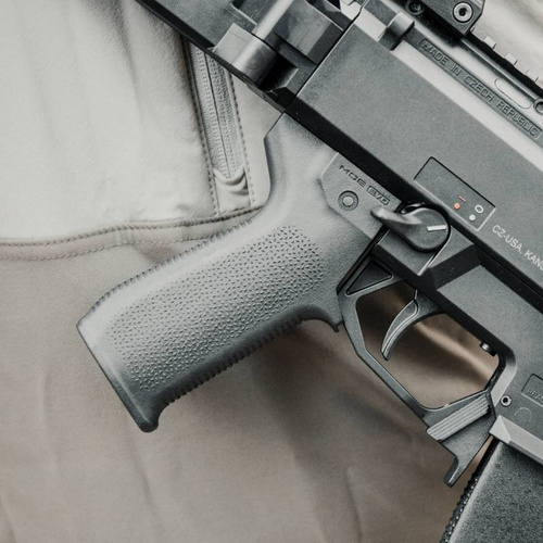 Magpul - Пістолетна рукоятка MOE®-EVO Grip для CZ Scorpion EVO 3 - чорна - MAG1005 - BLK