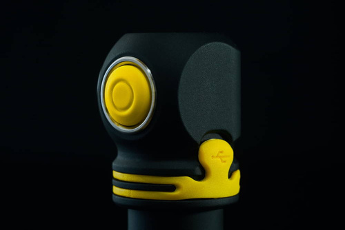 Armytek - Акумуляторний світлодіодний ліхтар Elf C1 - Білий світло - 1000 лм - F05003C