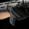Strike Industries - передня ручка Link Angled HandStop with Cable Management System - M-LOK / KeyMod - Flat Dark Earth - SI-AR-HSFG-FDE