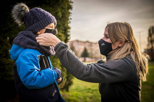 Гелікон - Багатофункціональна профільована захисна маска - чорна - MA-RUP-CB-01