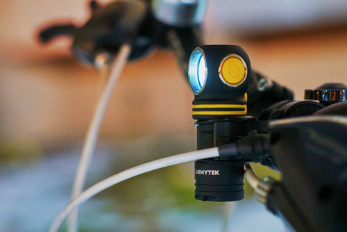 Armytek - Акумуляторний світлодіодний ліхтар Elf C1 - Білий світло - 1000 лм - F05003C