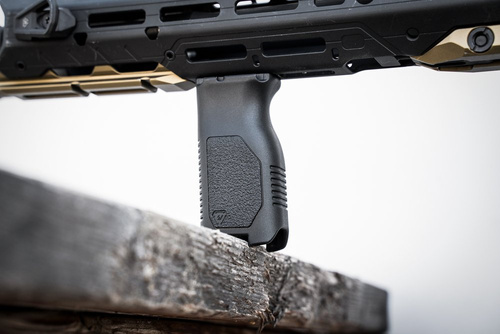 Strike Industries - Кутова вертикальна рукоятка Chwyt M-LOK® - довга - Czarny - SI-AR-CMAG-L