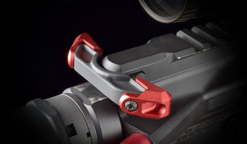 Strike Industries - Ковпачок ISO для натяжного важеля AR-SLCH - червоний - SI-ISOTAB-RED