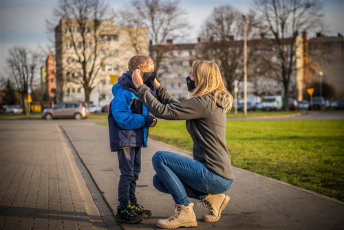 Гелікон - Багатофункціональна профільована захисна маска - чорна - MA-RUP-CB-01