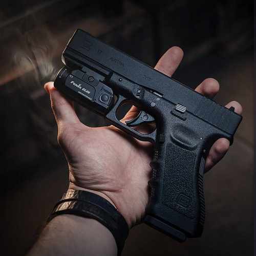 Тактичний пістолетний ліхтар Fenix - GL06 - 600 лм - Picatinny/Glock - Чорний - GL06