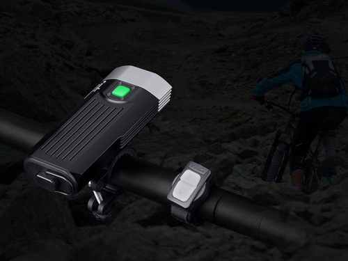 Fenix - Світлодіодний велосипедний ліхтар - 2200 люмен - чорний - BC30 V2.0