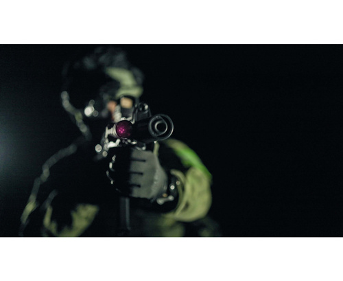 Armytek - Тактичний збройовий ліхтар Parma C2IR Pro - 1250lm - ІЧ діоди - Picatinny/Weaver - F09804CIR