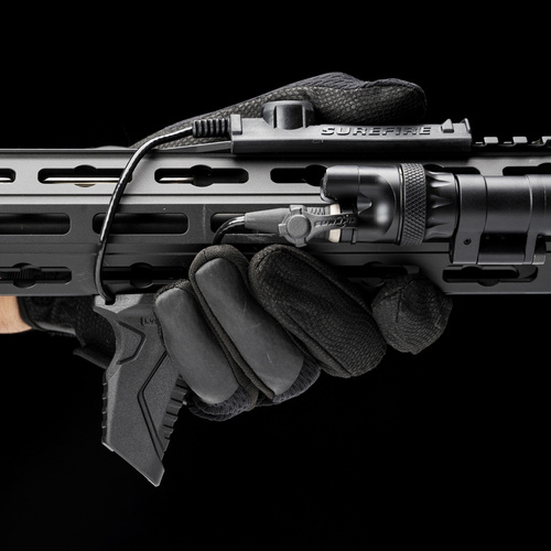 Strike Industries - передня ручка Link Angled HandStop with Cable Management System - M-LOK / KeyMod - Flat Dark Earth - SI-AR-HSFG-FDE