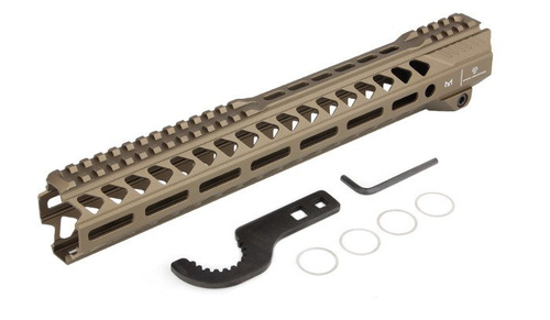 Strike Industries - Страйкбольна рейка для AR-15 - 13,5" - плоска темна земля - SI-StrikeRail-135-FDE