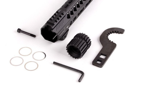 Strike Industries - Страйкбольна рейка для AR-15 - 13,5" - чорна - SI-StrikeRail-135-BK