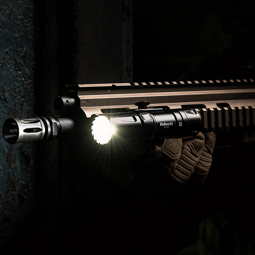 Olight - Тактичний світлодіодний ліхтар для зброї Odin - 2000 люмен - чорний