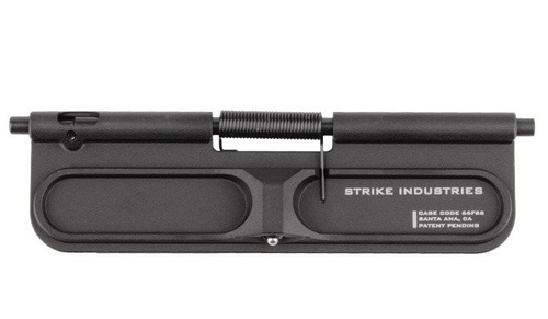Strike Industries - BUDC Billet Ultimate Dust Ejector Flap - чорний - AR-BUDC-223-BK