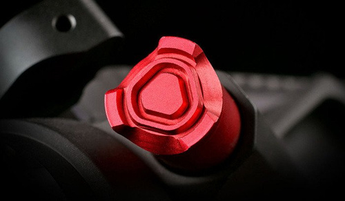 Strike Industries - Аксесуар для замка Strike Forward Assist для AR-15 - червоний - SI-AR-S-FA-RED