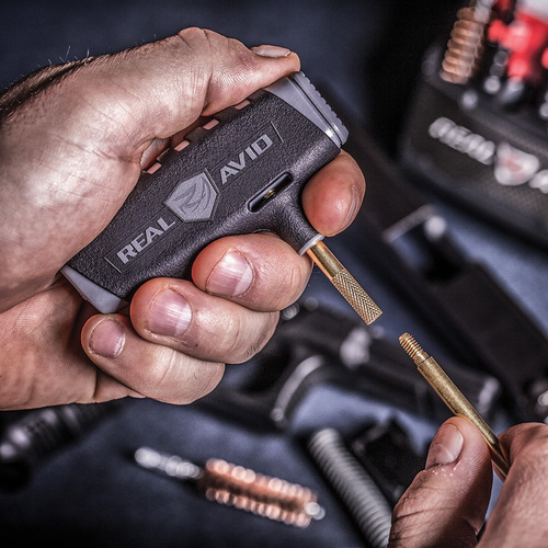 Справжній завзятий - Gun Boss® Pro - Набір для чищення рушниці - AVGBPRO-P