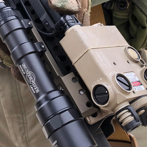 Unity Tactical - Кріплення Fusion Light Wing для мікроконцентратора - Лівий - Чорний - FUS-LWLB
